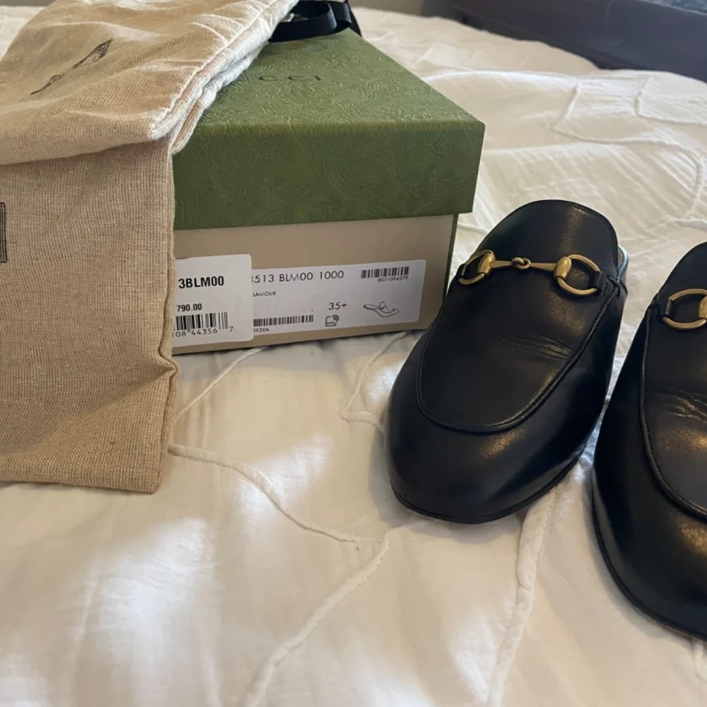 Gucci Princeton Black Leather Horsebit Loafers with Gold Hardware - Picture 3 of 6
